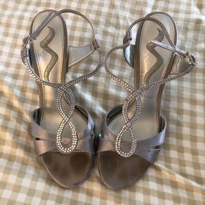 Women’s dress shoe